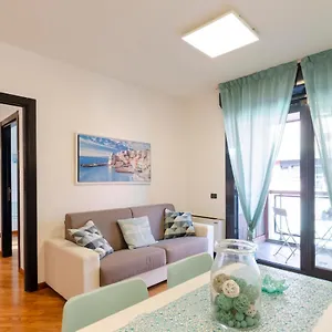  Appartement Dock Of The Bay Genova, Stylish In The Heart Of With Air Conditioning, Private Free Garage, Harbour View